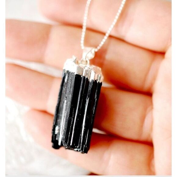 Black Tourmaline Rod Pendant Necklace /Electroplated Silver Tourmaline Gemstone - Picture 2 of 5